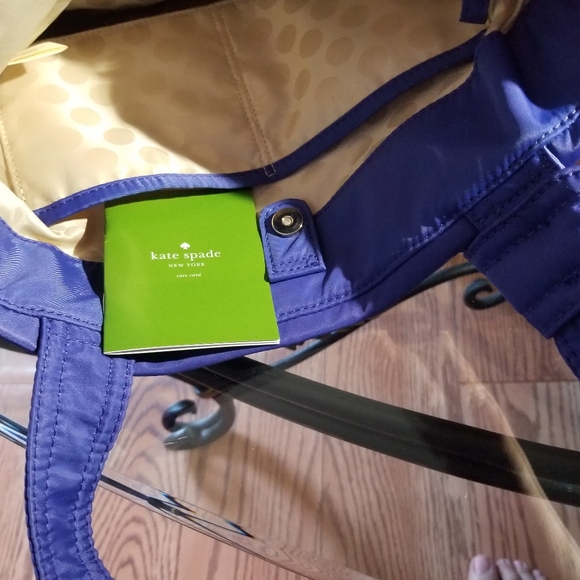 KATE SPADE TOTE, RARE - Picture 6 of 8